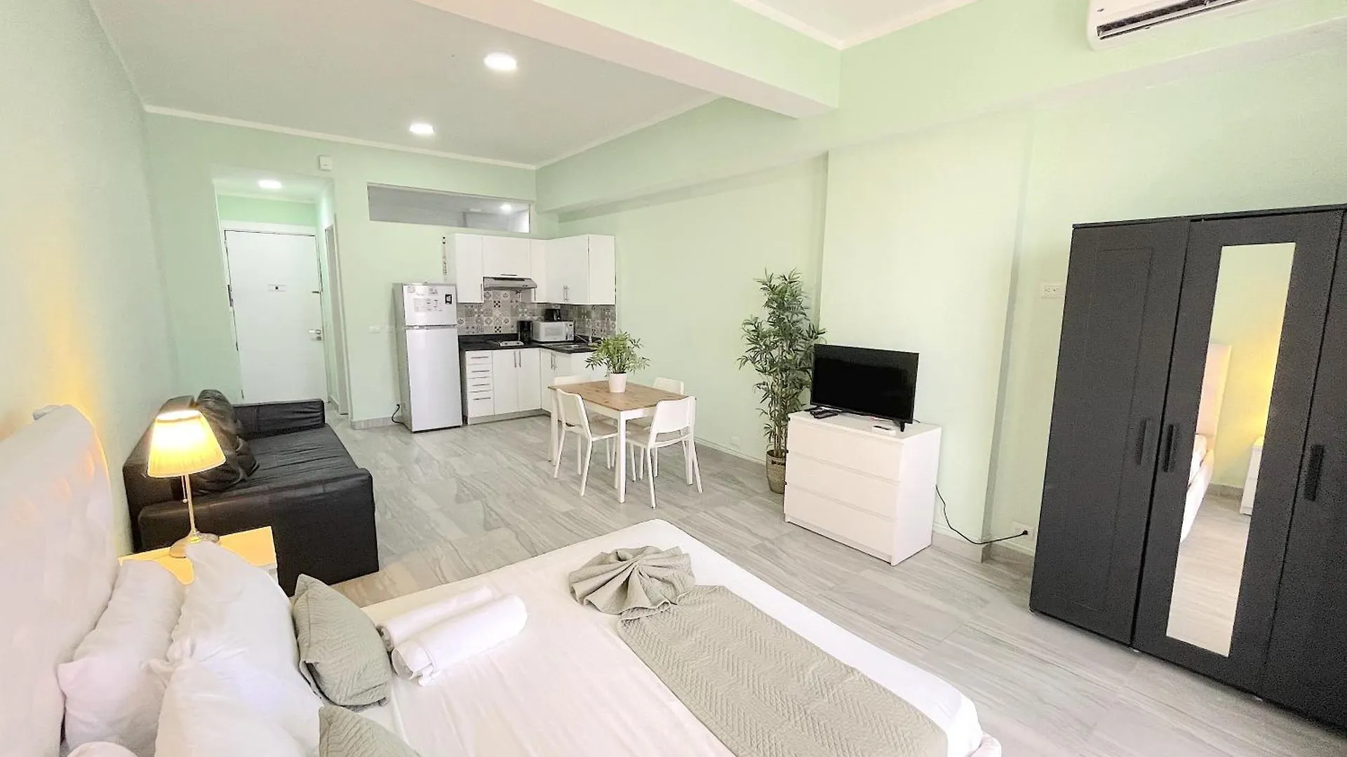 Rooftop Pool Ducassi Tropicana Studio Suites Deluxe Hotel Beach Club & Spa 푼타 카나